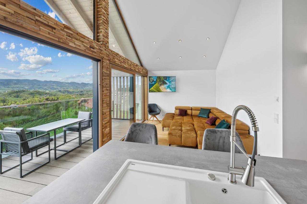 Luxus Chalet Max Glanz an der Weinstraße Екстериор снимка